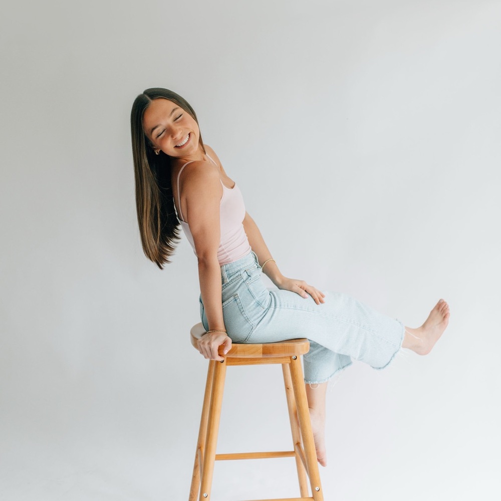 Meet your Posher, Makayla